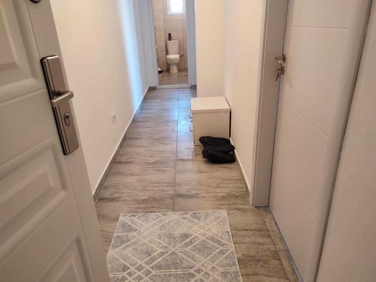Sabi Apartment Golem Qerret Εξωτερικό φωτογραφία